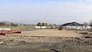Hier könnte neben einem neuen Beck Drive-In die Aldi-Filiale entstehen. Oder doch ein Rossmann-Drogeriemarkt?Forchheim & Fränkische Schweiz Hier könnte neben einem neuen Beck Drive-In die Aldi-Filiale entstehen. Oder doch ein Rossmann-Drogeriemarkt?Forchheim & Fränkische Schweiz