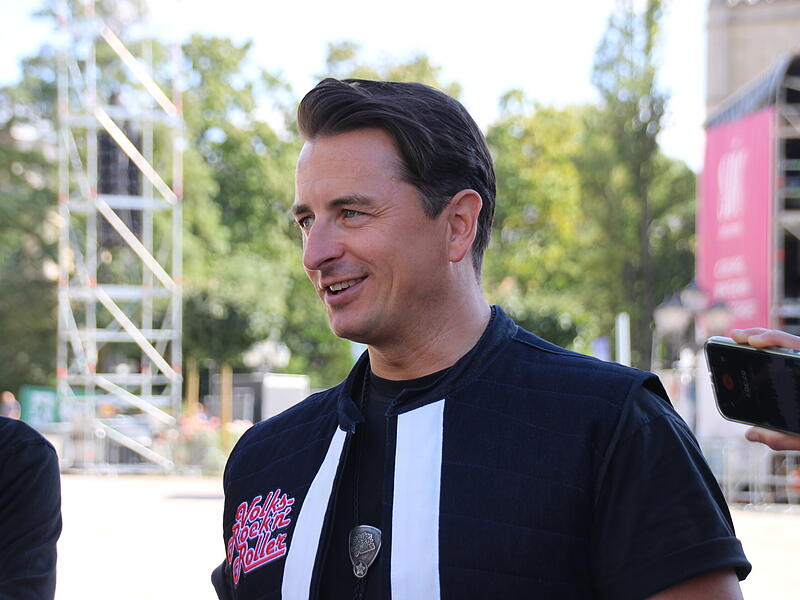 Andreas Gabalier auf dem Schlossplatz in Coburg.