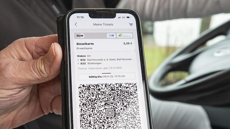 Der Fahrschein ist jetzt digital: Ticket im neuen gro&szlig;en Verkehrsverbund NVM, der jetzt die ganze Region Mainfranken umfasst.