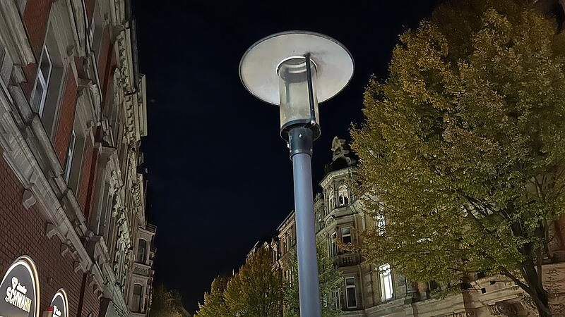 Mohrenstraße Coburg Ungefähr zwei Jahre lang hat diese Straßenlaterne in der Coburger Mohrenstraße nicht gebrannt.