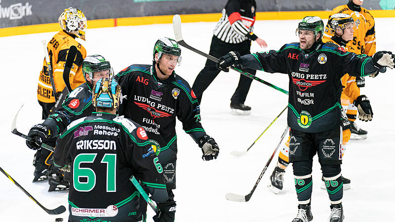 Vier Spiele fehlte Patrik Rypar (Mitte) gesperrt, gegen Memmingen bringt der Stürmer den Alligators dringend benötigte Frische zurück.