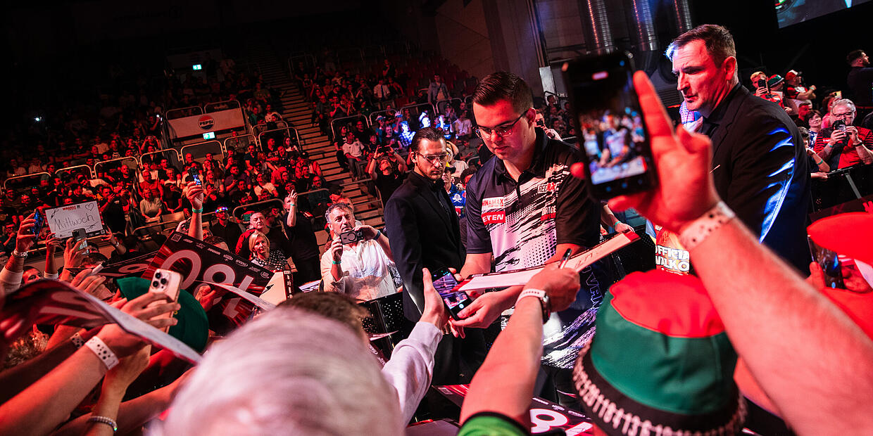 PDC in Bamberg: Van Veen wins, the fans win