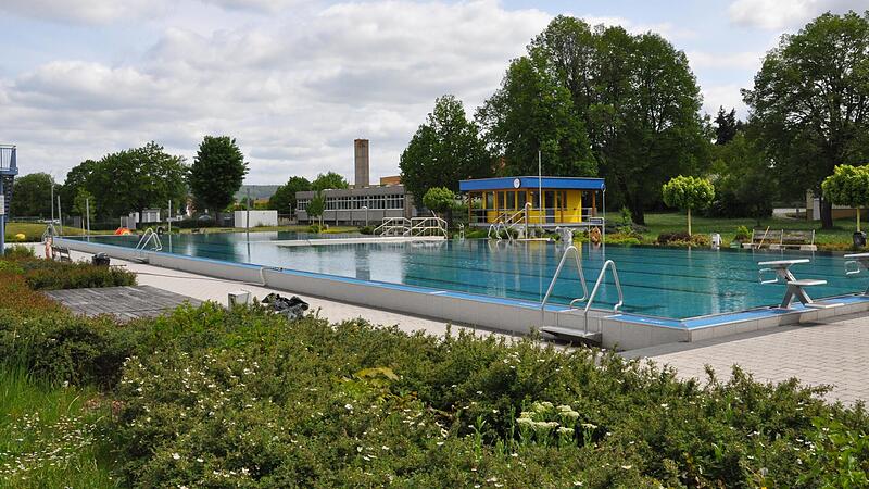 Das Freibad in Hofheim öffnet am 27. Mai.