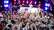 Besucher feiern beim Parookaville-Festival 2025 Besucher feiern beim Parookaville-Festival 2025