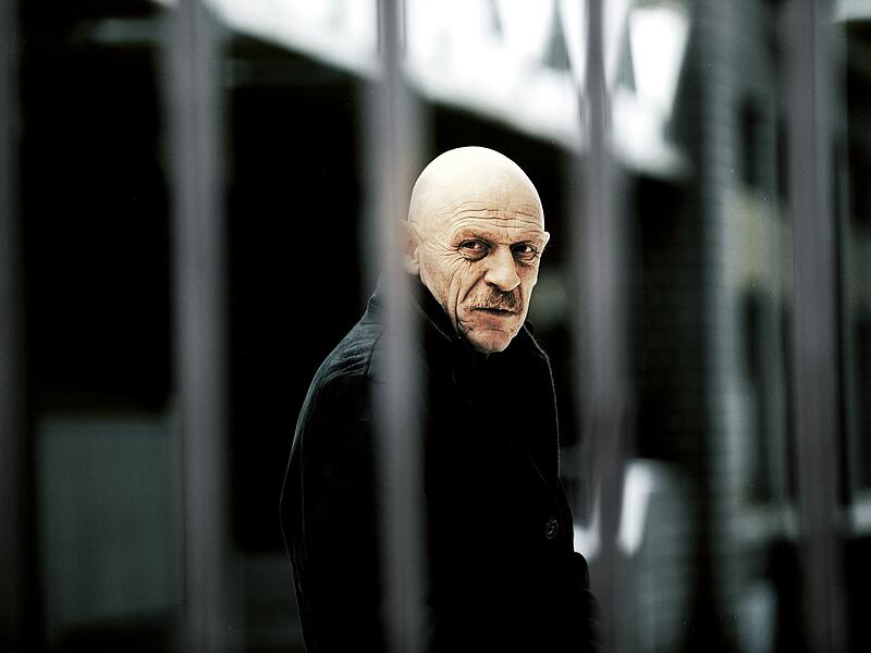 Tatort-Schauspieler Joe Bausch ist auf Tour und kommt zum Live-Talk nach Erlangen.