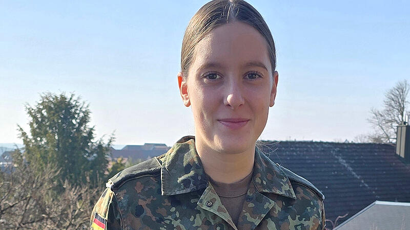 Gefreite Nora T. aus Adelsdorf ist sehr zufrieden mit ihrem militärischen Werdegang.