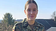 Gefreite Nora T. aus Adelsdorf ist sehr zufrieden mit ihrem militärischen Werdegang.