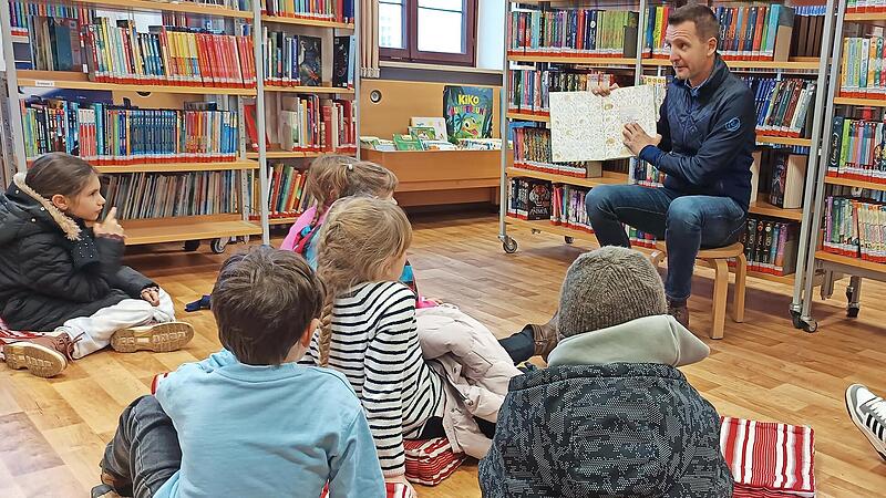Andreas Hügerich, Erster Bürgermeister der Stadt Lichtenfels, ist selbst ein begeisterter Leser und auch Vorleser.