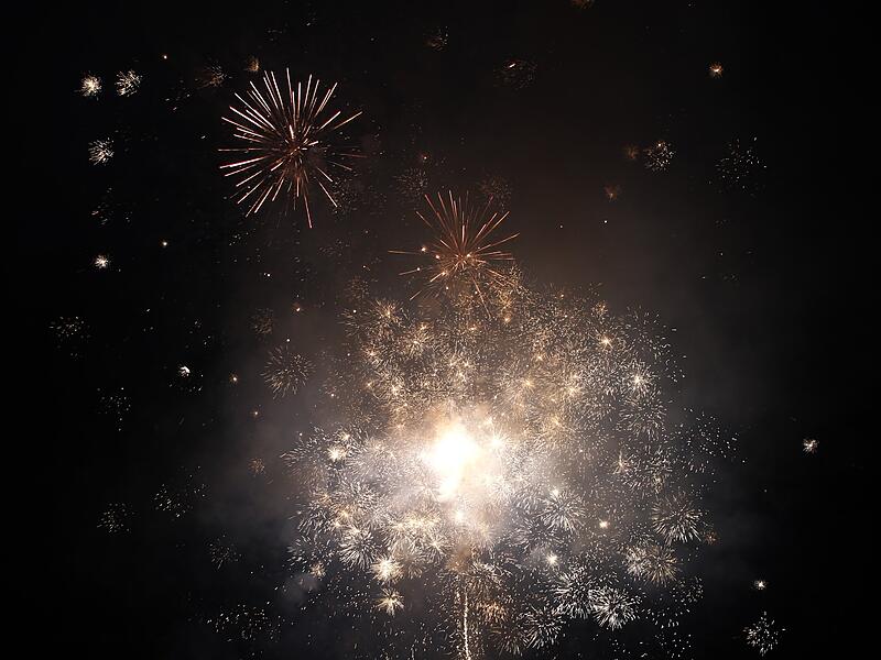 Feuerwerk begeistert Zuschauer
