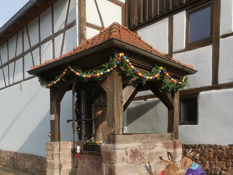 Osterbrunnen Untereschenbach
