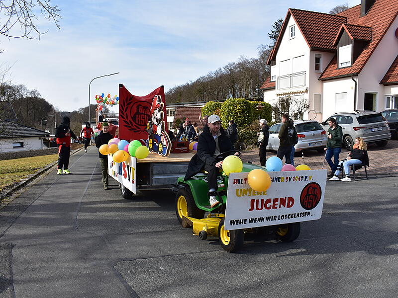 Viel los beim Hiltpoltsteiner Straßenfasching 2025 am FaschingsdienstagViel los beim Hiltpoltsteiner Straßenfasching 2025 am Faschingsdienstag Viel los beim Hiltpoltsteiner Straßenfasching 2025 am Faschingsdienstag