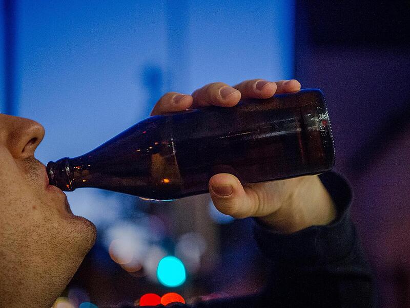 18 Prozent de M&auml;nner und 14 Prozent der Frauen konsumieren w&ouml;chentlich  riskante Mengen Alkohol.Forchheim & Fr&auml;nkische Schweiz