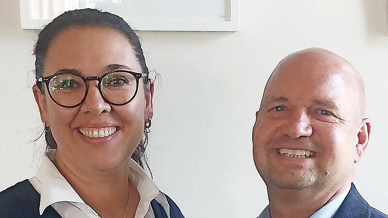 Sie führen für die nächsten sechs Jahre die Geschicke der VG und dürfen auch Paare trauen: Sandra Berlacher und Jan Heller. Sie führen für die nächsten sechs Jahre die Geschicke der VG und dürfen auch Paare trauen: Sandra Berlacher und Jan Heller.