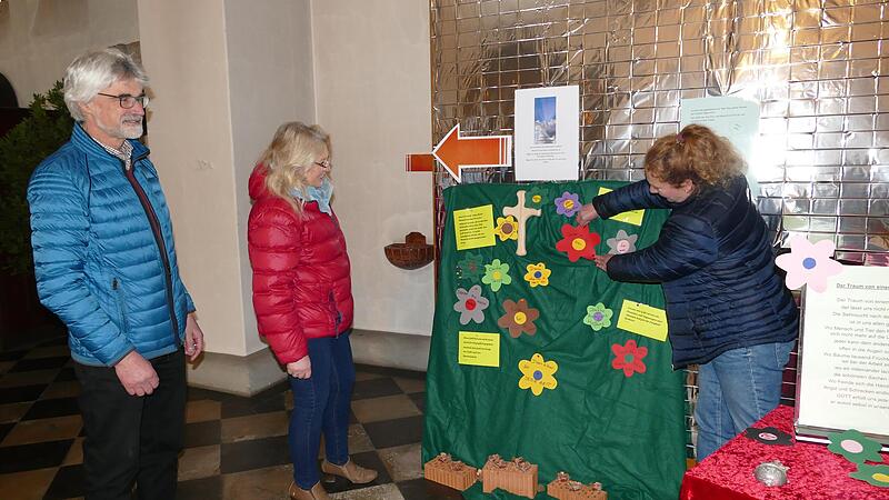 Innehalten in der Fastenzeit: die Initiatoren (v. l.) Hubertus Lieberth, Silvia Demuth und Andrea &Ouml;zdemir.