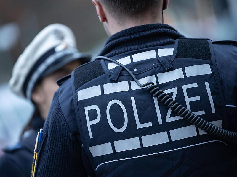 Polizisten im Einsatz bei Party im Landkreis Kronach Polizisten im Einsatz bei Party im Landkreis Kronach