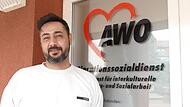 Abdallah Khaled, anerkannter Flüchtling aus Syrien, fährt jetzt mit Leidenschaft Stadtbusse durch Bamberg und hilft seinen Landsleuten bei der Kontaktaufnahme mit der AWO.