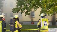 Im September und Oktober 2022 brannten in der Adolf-Kolpingstraße zwei Häuser der Wohnungsbaugenossenschaft Hammelburg. Im September und Oktober 2022 brannten in der Adolf-Kolpingstraße zwei Häuser der Wohnungsbaugenossenschaft Hammelburg.