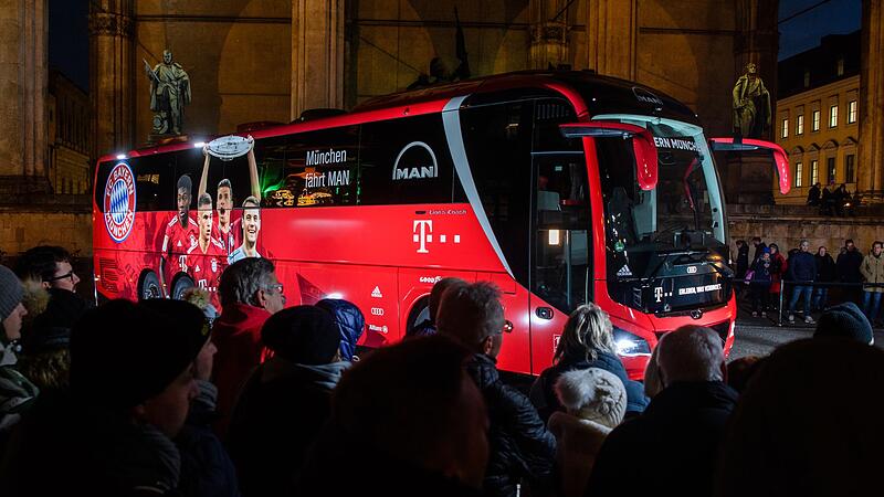 FC Bayern Mannschaftsbus