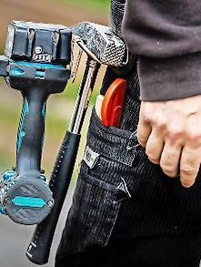 Dachdecker sollten diesen Monat an Lohn rund 100 Euro netto mehr erhalten als im Dezember. Dachdecker sollten diesen Monat an Lohn rund 100 Euro netto mehr erhalten als im Dezember.