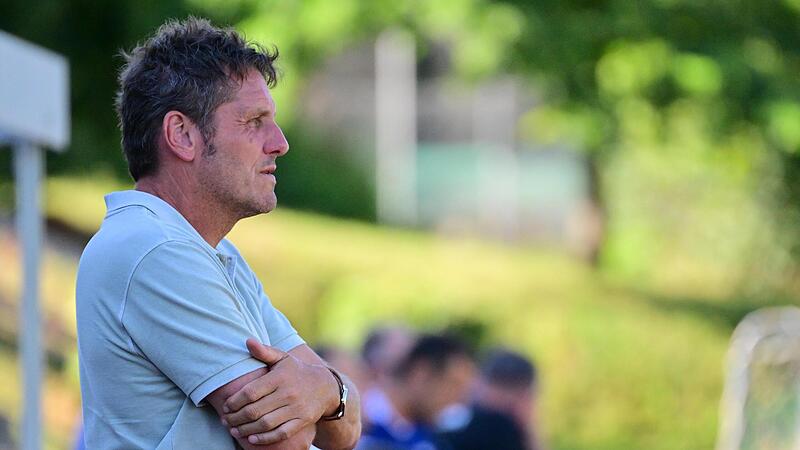 Als Außenseiter fährt Michael Hutzler mit dem ATSV Erlangen zu seinem Ex-Club Ammerthal. Als Außenseiter fährt Michael Hutzler mit dem ATSV Erlangen zu seinem Ex-Club Ammerthal.