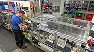 Die Produktionshallen der Bamberger Traditionsfirma Wieland Electric: Die Zahl von 800 Mitarbeitern allein in Bamberg soll um 20 Prozent reduziert werden. Die Produktionshallen der Bamberger Traditionsfirma Wieland Electric: Die Zahl von 800 Mitarbeitern allein in Bamberg soll um 20 Prozent reduziert werden.