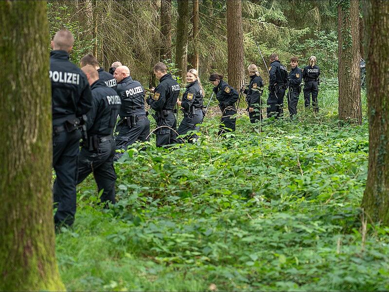 Polizei geht bei Vermisstensuche von Gewaltverbrechen aus: Mann wegen des Verdachts des Totschlags verhaftetVermisstenfall Bammersdorf Polizei geht bei Vermisstensuche von Gewaltverbrechen aus: Mann wegen des Verdachts des Totschlags verhaftetVermisstenfall Bammersdorf