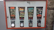 Alter Kaugummiautomat - eine Kindheitserinnerung