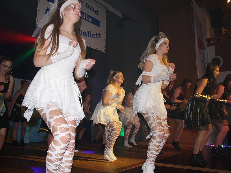So wird Fasching 2026 in Pottenstein gefeiert: Die sch&ouml;nsten Bilder vom Gauditreffen.
