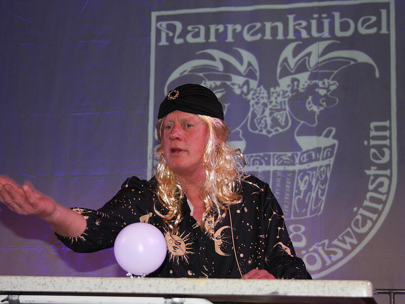 Die sch&ouml;nsten Fotos von der Prunksitzung in G&ouml;&szlig;weinstein