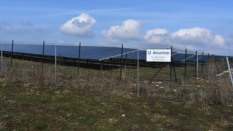 Ein Solarpark steht bereits bei Walkersbrunn. Doch wo kann erweitert werden?Forchheim & Fränkische Schweiz
