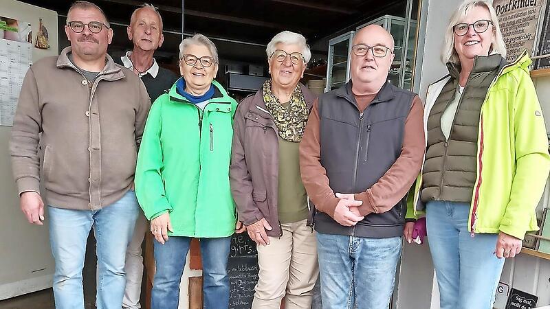 Das Bild zeigt (von links) Wolfgang Kleinhenz, Harald Remmers, Helga Bub, Rosina Eckert, Peter Klodewig und Dagmar Ziegler. Das Bild zeigt (von links) Wolfgang Kleinhenz, Harald Remmers, Helga Bub, Rosina Eckert, Peter Klodewig und Dagmar Ziegler.