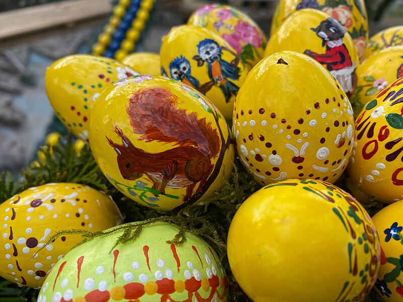 Der gr&ouml;&szlig;te Osterbrunnen der Welt steht in Bieberbach bei Egloffstein in der Fr&auml;nkischen Schweiz.