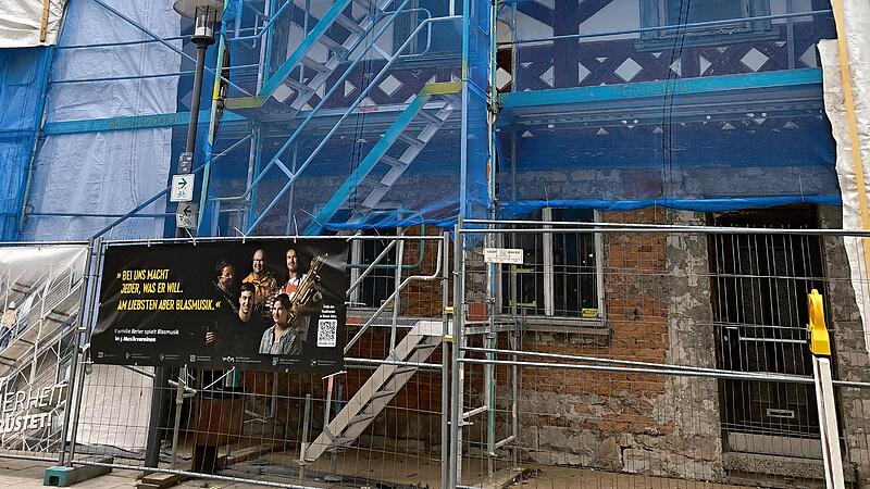 Schon Ende 2025 könnten Heimatverein, Touristen-Info, Stadtmarketing und Kulturmanagement der Stadt sowie das Netzwerk für Sport und Gesundheit in die Hauptstraße 19 in Höchstadt einziehen.