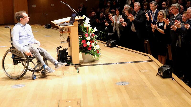Beim Neujahrsempfang der Stadt Bamberg 2023 wurde Johannes Grasser nach seinem Festvortrag mit stehenden Ovationen gefeiert.