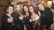 Partylocation Kulma-Alm: Viele Kulmbacher werden ab Mitte November wieder auf dem Marktplatz feiern.