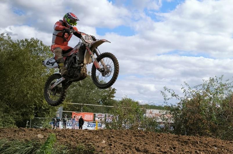 Die Zuschauer sahen spektakul&auml;re Spr&uuml;nge w&auml;hrend der Rennen in M&uuml;hlhausen.