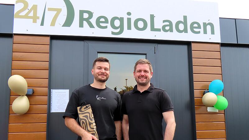 Philipp Dietz und sein Geschäftspartner Stefan Büttner haben den neuen Regioladen in der Hauptstraße 56 in Ebensfeld eröffnet.