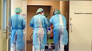 Mitarbeiter im Krankenhaus