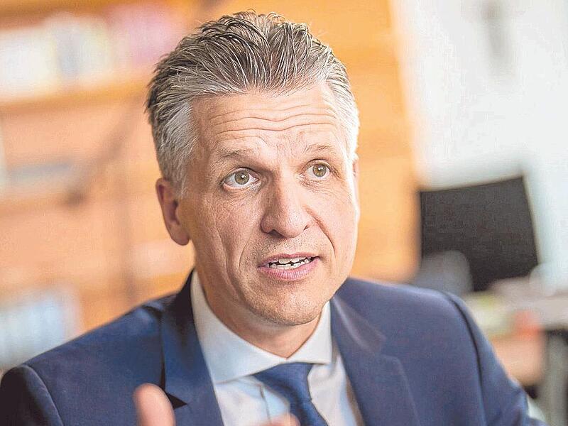 Im Kanzleramt soll Thorsten Frei (CDU) eigentlich f&uuml;r seinen Chef, Bundeskanzler Friedrich Merz, Fallstricke aus dem Weg r&auml;umen, einen reibungslosen Regierungsablauf sichern und Kontakt zu den L&auml;ndern halten.