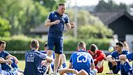Weisendorfs Trainer Bernd Fuchsbauer k&uuml;ndigt neue Strukturen an.