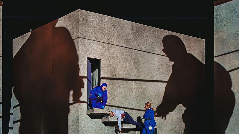 Welturaufführung der Oper Caligari im Landestheater Coburg Welturaufführung der Oper Caligari im Landestheater Coburg