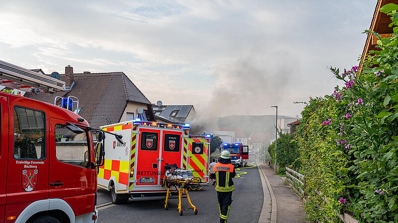 Massiver Kellerbrand fordert 120 Einsatzkr&auml;fte