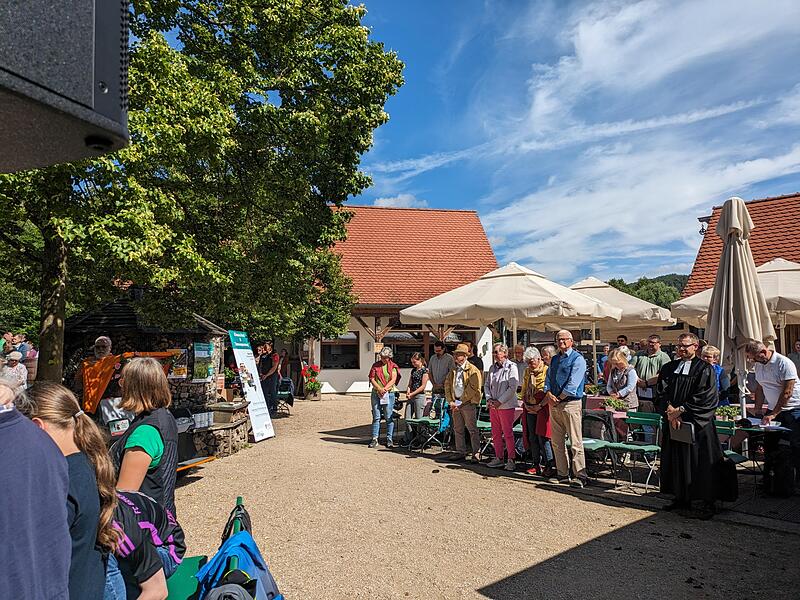 Fahrradgottesdienst: Startschuss f&uuml;rs Stadtradeln