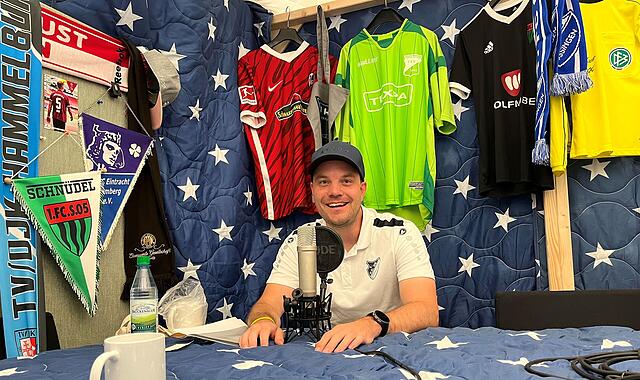 Tim Herterich im Rh&ouml;ner Fu&szlig;ball-Podcast Du Holz