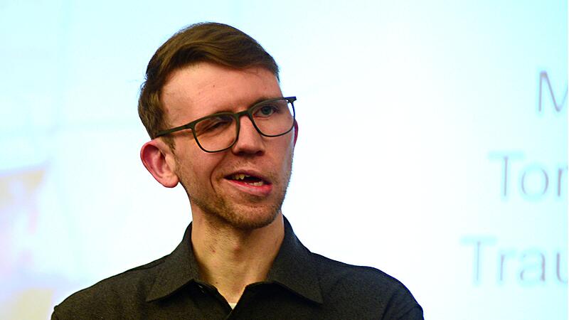 BamLit 2026 Marcel Friederich: Autor des Buches „Mutmacher-Menschen: Schräg. Stark. Außergewöhnlich“