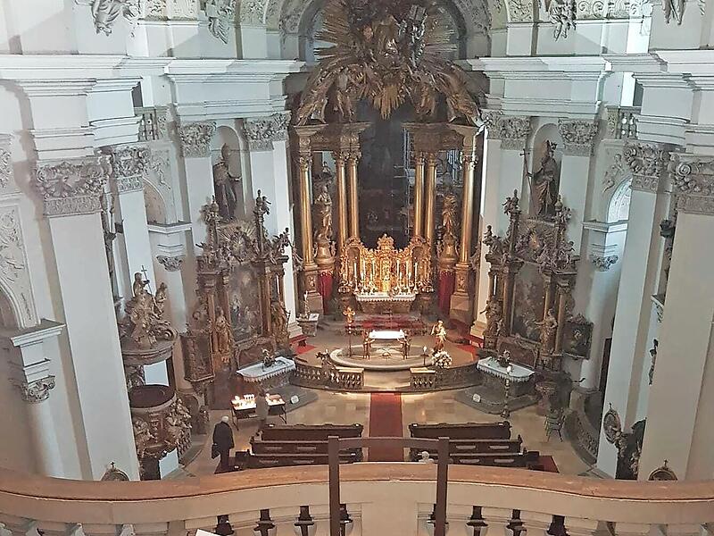 Die Orgel in Banz so erleben, wie es sonst nur der Organist tut: Das k&ouml;nnen Interessierte jeden Donnerstag bei einer speziellen F&uuml;hrung mit Regionalkantor Georg Hagel.