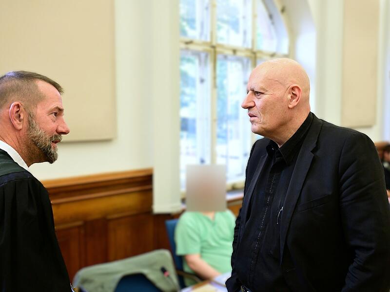 Rechtsanwalt Andreas Dr&auml;ger aus Strullendorf im Gespr&auml;ch mit dem psychiatrischen Sachverst&auml;ndigen Dr. Thomas Wenske aus M&ouml;hrendorf.