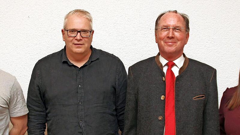 Im Foto (von links) 2. Vorsitzender Bj&ouml;rn Ortmann, Schriftf&uuml;hrer Michael Schories, Vorsitzenden Thomas Heilmann und Schatzmeisterin Adriana Strbac.