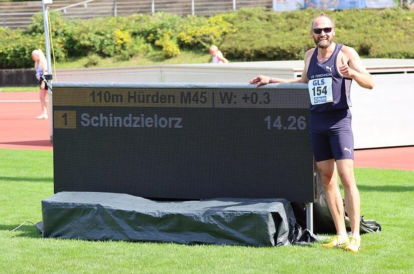 Jan Schindzielorz nach seinem Weltrekord.Forchheim & Fränkische Schweiz