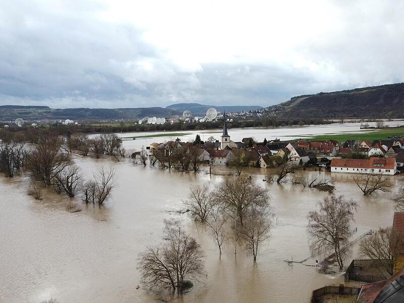 Im Januar dieses Jahres hatte das Hochwasser an der Saale noch die Oberhand (hier Westheim). Die durchfeuchteten Ufer zu pflegen, war laut Wasserwirtschaftsamt schwierig. Im Januar dieses Jahres hatte das Hochwasser an der Saale noch die Oberhand (hier Westheim). Die durchfeuchteten Ufer zu pflegen, war laut Wasserwirtschaftsamt schwierig.